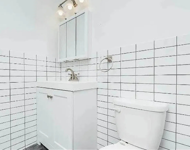 295 Wyckoff Avenue - Photo Thumbnail 9