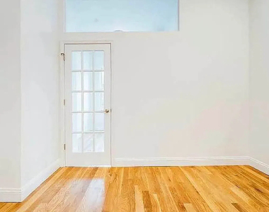 295 Wyckoff Avenue - Photo Thumbnail 4
