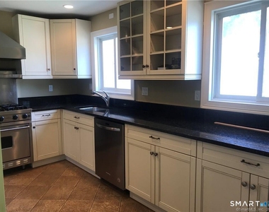 244 Greens Farm Road - Photo Thumbnail 10