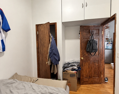 323 Nostrand Avenue - Photo Thumbnail 3