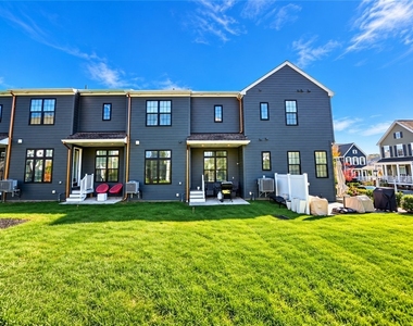 312 E Lake St - Photo Thumbnail 32