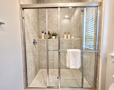 312 E Lake St - Photo Thumbnail 29