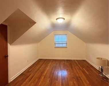 135 Garlow Dr - Photo Thumbnail 10