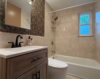 135 Garlow Dr - Photo Thumbnail 9