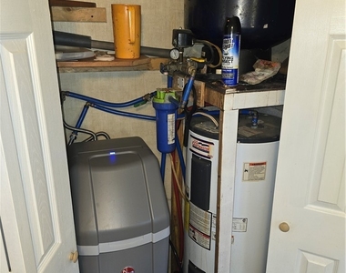 110 W Liberty Rd - Photo Thumbnail 14