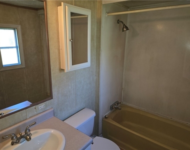110 W Liberty Rd - Photo Thumbnail 13
