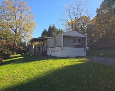110 W Liberty Rd - Photo Thumbnail 1