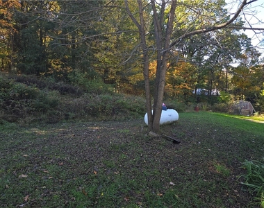 110 W Liberty Rd - Photo Thumbnail 5