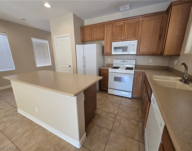 8044 Severn Valley Street - Photo Thumbnail 9