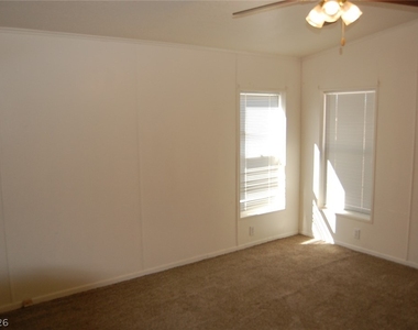 1781 Baradonna Road - Photo Thumbnail 3
