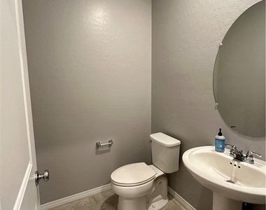 486 Granite Arch Street - Photo Thumbnail 7