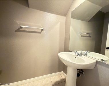 5376 Harvest Breeze Road - Photo Thumbnail 8