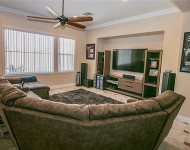 7460 Comanche Canyon Avenue - Photo Thumbnail 7