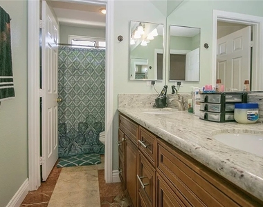 7460 Comanche Canyon Avenue - Photo Thumbnail 16