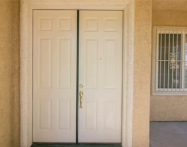7460 Comanche Canyon Avenue - Photo Thumbnail 3