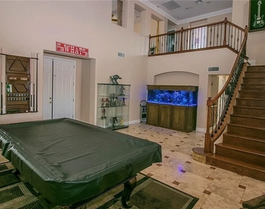 7460 Comanche Canyon Avenue - Photo Thumbnail 4