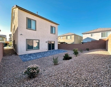 7991 Adelaide Hills Street - Photo Thumbnail 11