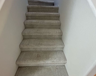 1237 Sun Village Avenue - Photo Thumbnail 15