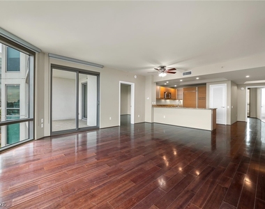 322 Karen Avenue - Photo Thumbnail 3
