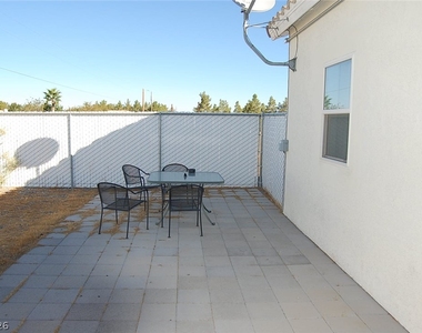 2980 Yucca Terrace Avenue - Photo Thumbnail 16