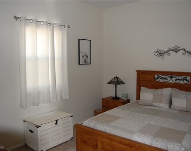 2980 Yucca Terrace Avenue - Photo Thumbnail 10