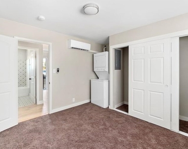 316 S 11th Street - Photo Thumbnail 9