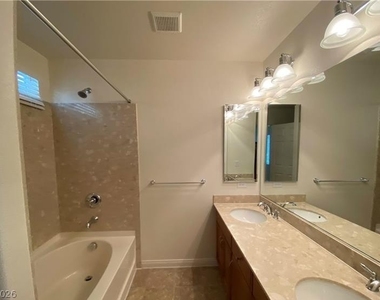 6376 Tamber Bay Road - Photo Thumbnail 15