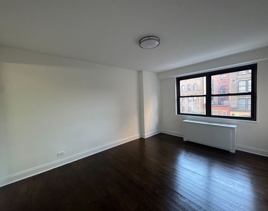 2BR in Gramercy - Photo Thumbnail 2