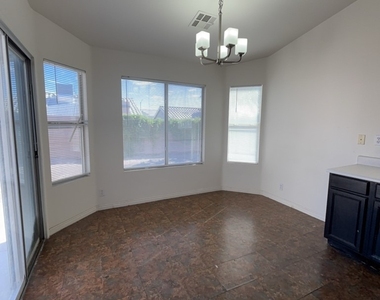 6643 Fallona Avenue - Photo Thumbnail 4