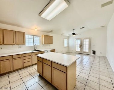 5069 Cedar Lawn Way - Photo Thumbnail 24