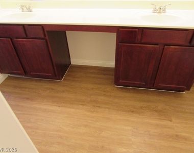 8480 Bellery Avenue - Photo Thumbnail 18