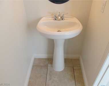 8480 Bellery Avenue - Photo Thumbnail 2