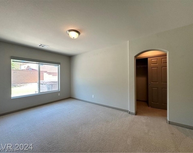10187 Lawton Ridge Court - Photo Thumbnail 8