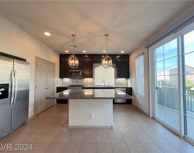 10187 Lawton Ridge Court - Photo Thumbnail 14