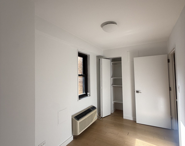 222 East 39th Street - Photo Thumbnail 14