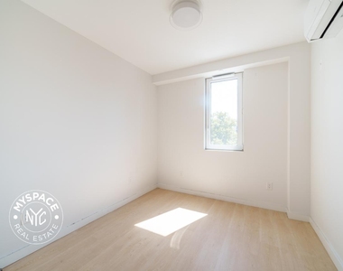 280 Meeker Avenue - Photo Thumbnail 9