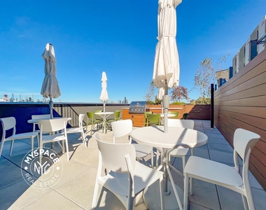 280 Meeker Avenue - Photo Thumbnail 16