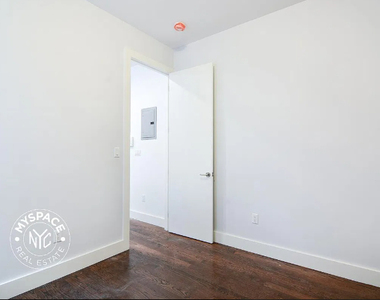 573 East 22nd Street - Photo Thumbnail 5