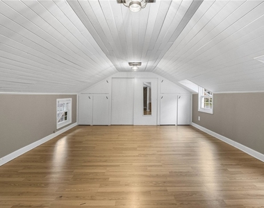 3762 Lake Rd N - Photo Thumbnail 23