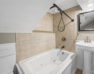 3762 Lake Rd N - Photo Thumbnail 28
