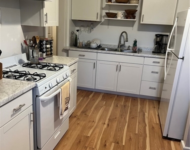 4 Florack Street - Photo Thumbnail 3