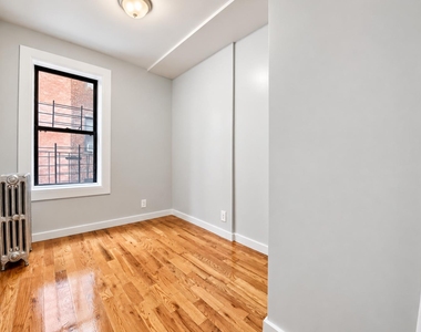 24 Thayer Street - Photo Thumbnail 4