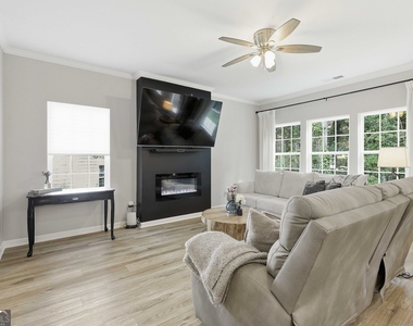 77 Portico Place - Photo Thumbnail 6