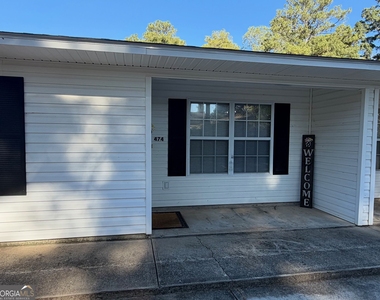 474 Kelly Lane - Photo Thumbnail 3
