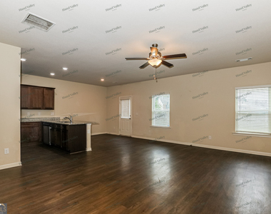 11392 Kilpatrick Lane - Photo Thumbnail 3