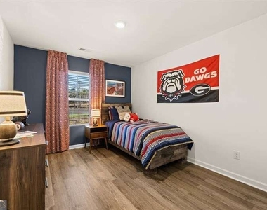 72 Tidewater Drive - Photo Thumbnail 14