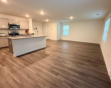 72 Tidewater Drive - Photo Thumbnail 5