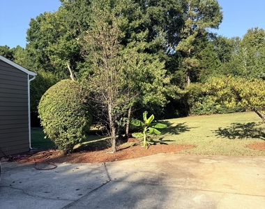 1730 Heatherstone Hollow Se - Photo Thumbnail 5