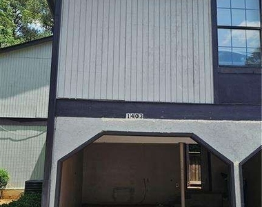 1403 Stone Mill Trace - Photo Thumbnail 17