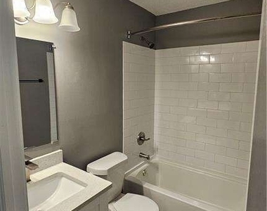 1403 Stone Mill Trace - Photo Thumbnail 14